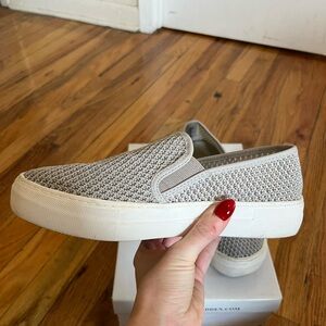 Steven Madden Gills Size 7